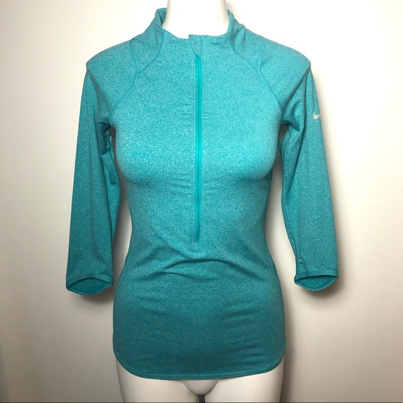 Nike | Therma Baseline Half Zip Tennis Top - Picture 3 of 6